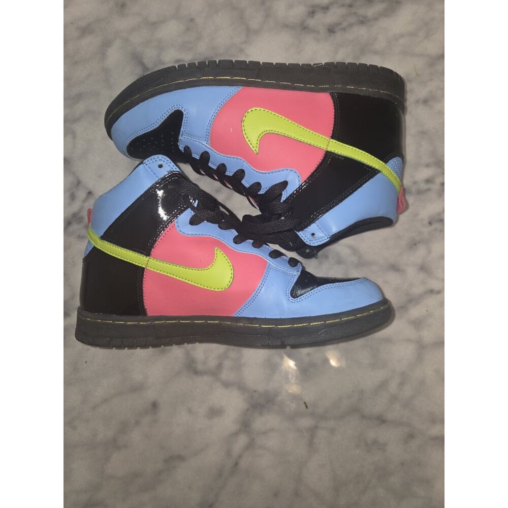 Nike Dunk High Girls GS Size 6y